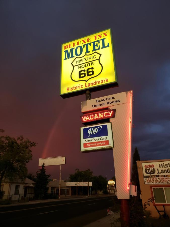 Deluxe Inn Seligman Exterior foto