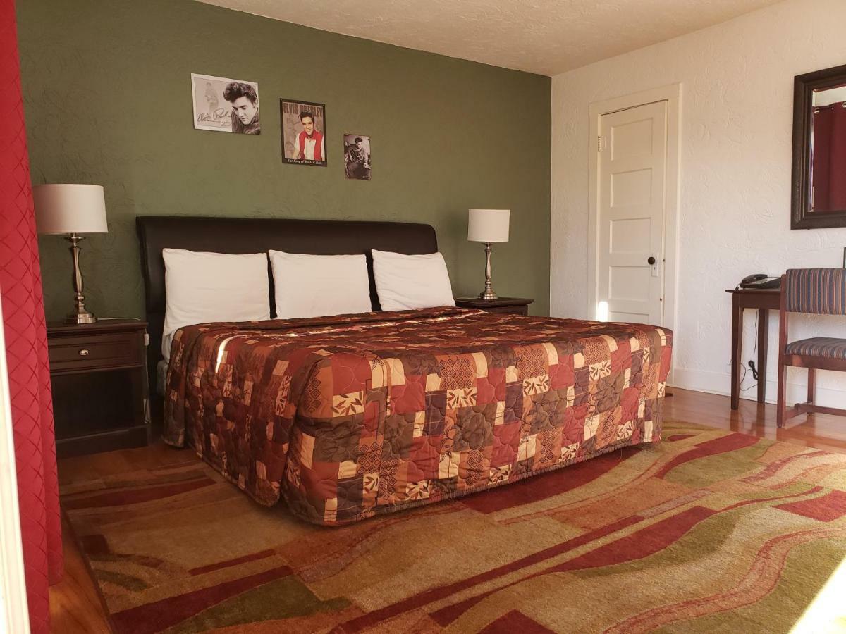 Deluxe Inn Seligman Exterior foto